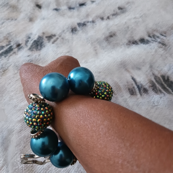 Cute Hand-made Bracelet/ key ring - Picture 2 of 6